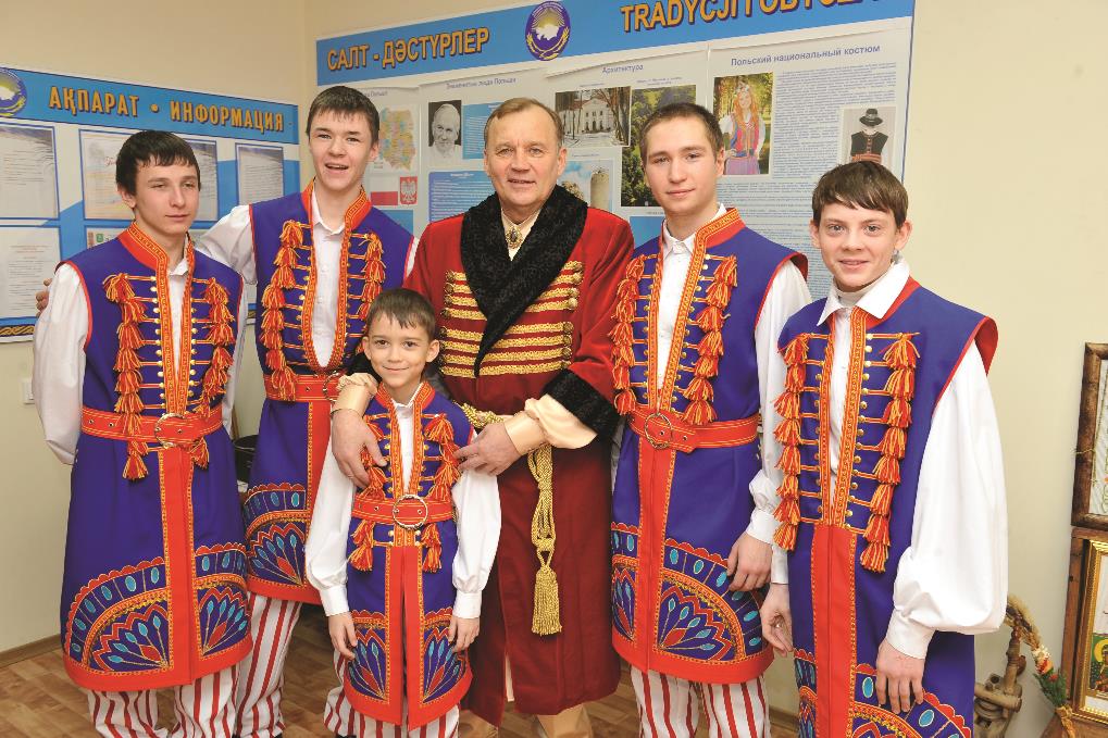 Реферат: Поляки в Казахстане